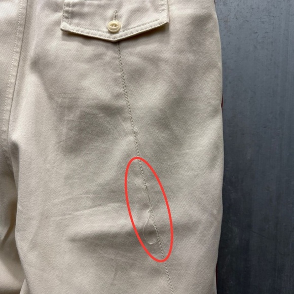 MAISON MARGIELA White Cotton Red Side Stripe High Waisted Pants - Picture 6 of 11